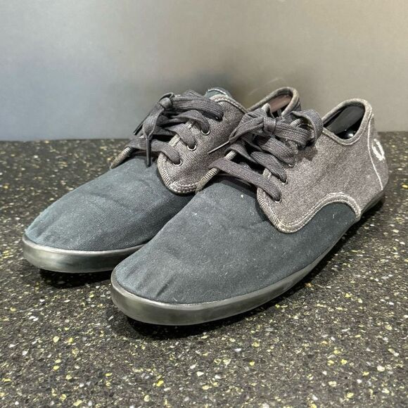 Fred Perry Black/Gray Canvas Retro Sneakers. Size 12. - Picture 2 of 10
